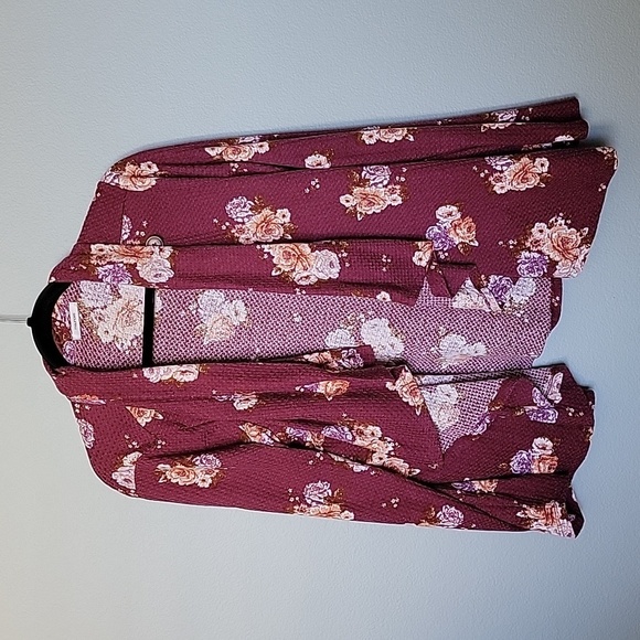 Maurices Casual Romantic wrap front floral cardigan 2X - Picture 1 of 6
